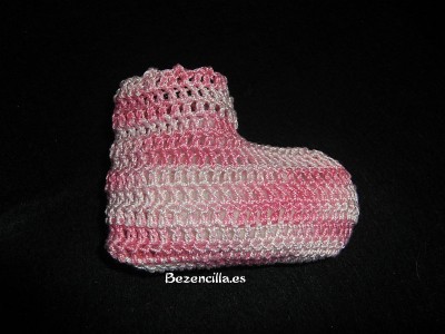 patucos ganchillo bebe crocheted baby booties
